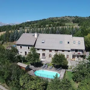 D'hôtes La Grange Des Ecrins 3* Chabottes