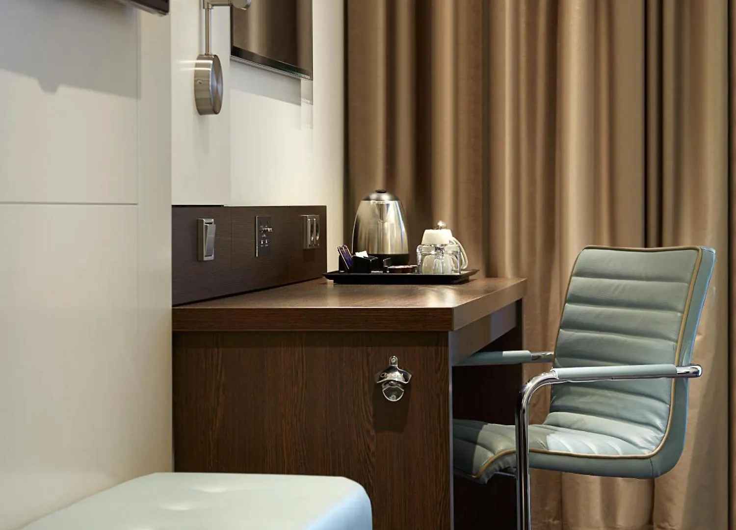Premier Inn Nuernberg City Opernhaus 3*, Norimberga